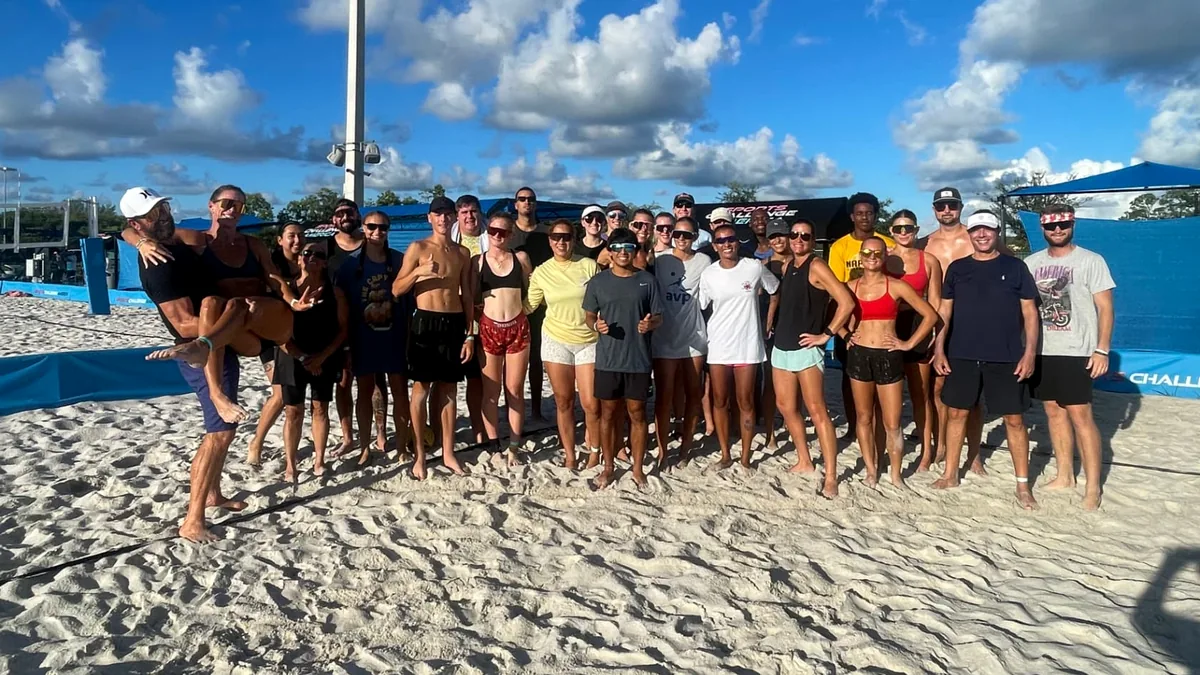 Competitors at the Labor of Love Coed 4s & 2s Tourney
